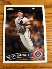Danny Valencia 2011 Topps Chrome Twins Card #41   *2511*