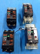 LOT OF 4 USED FUJI EA32 CIRCUIT BREAKER 10 AMP 2 POLE 10A U6 