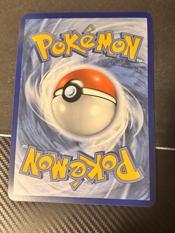 Jolteon VMAX SWSH184 Jumbo Cards Holo - Image 2 of 2