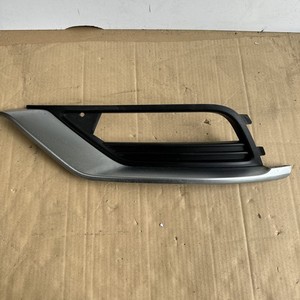 VW Polo  Rahmen Stoßstange Vorne Links Nebelscheinwerfer 2G0853665E