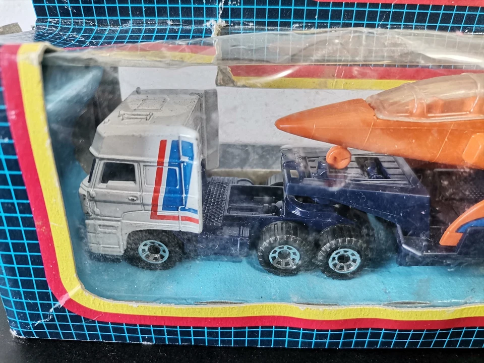 MATCHBOX CONVOY DAF AIRCRAFT TRANSPORTER CY21 - Immagine 2 di 4