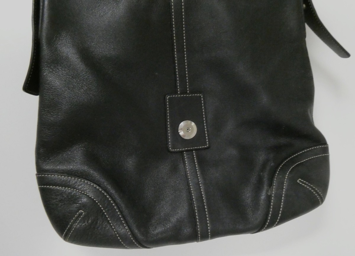 Vintage COACH Black Soho Crossbody Messenger Leather Buckle