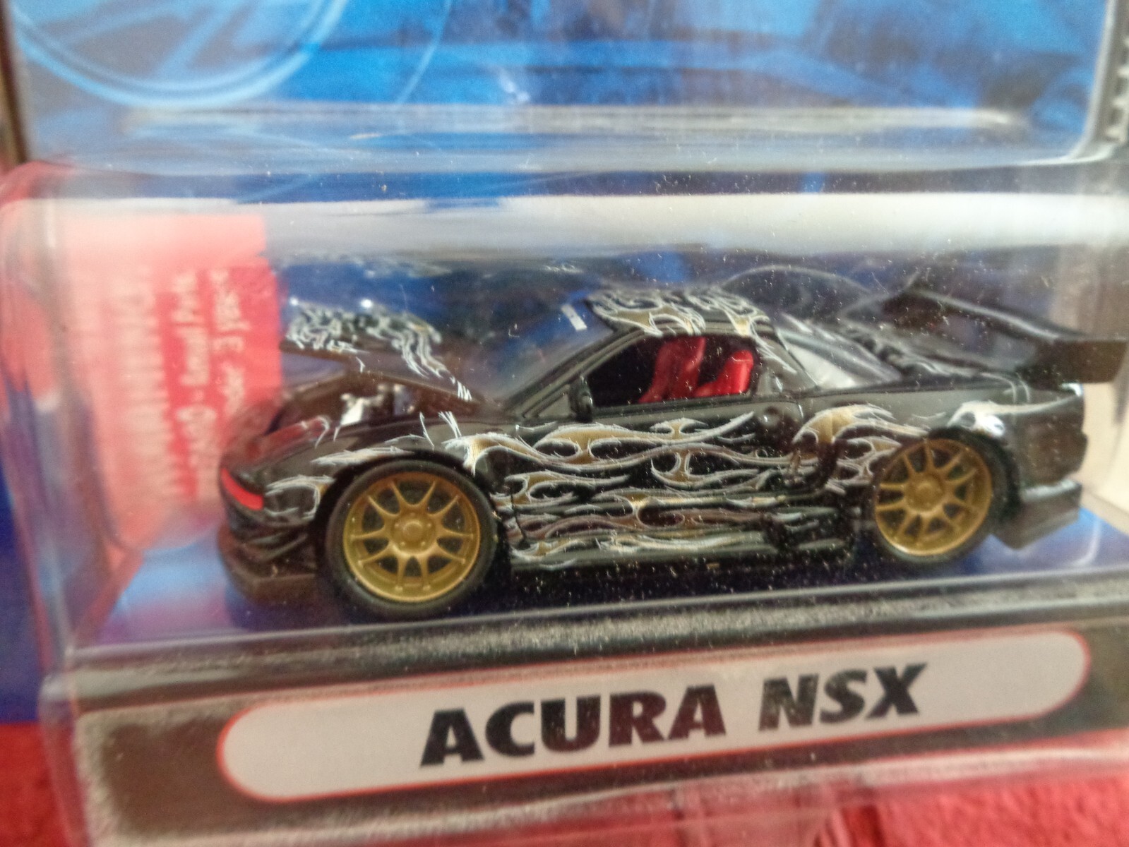 Picture 2 of 4