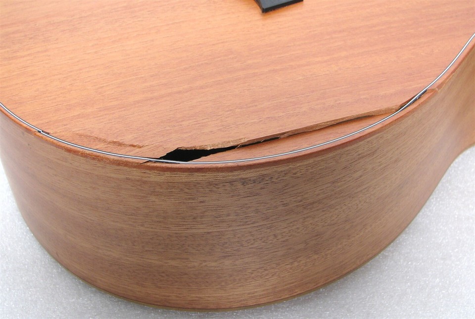 Taylor GS Minie Mahogany LeftHanded Acoustic Electric Guitar with