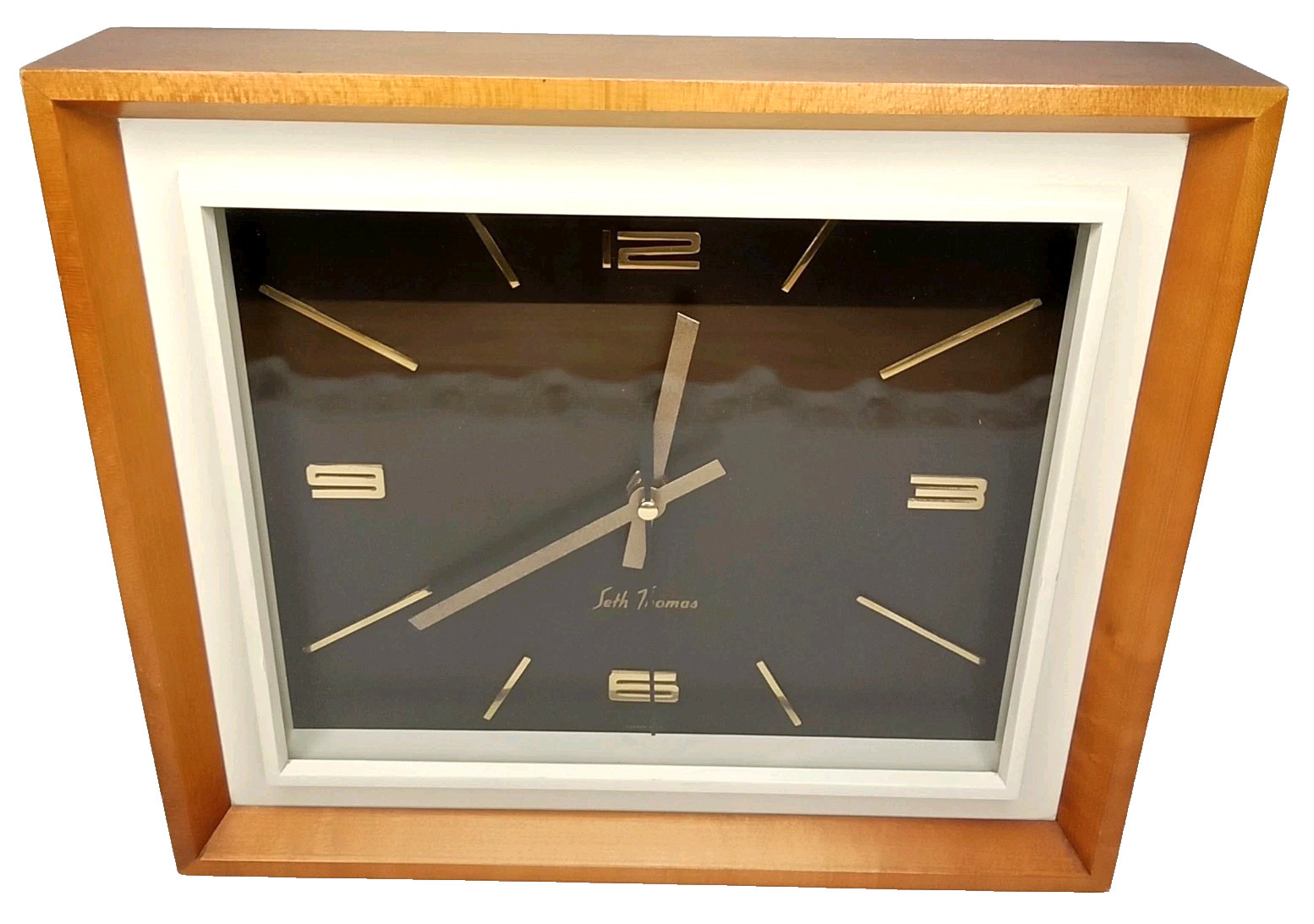 Vintage 1960 s Seth Thomas Portrait Clock Battery Operated Quartz New Arrival