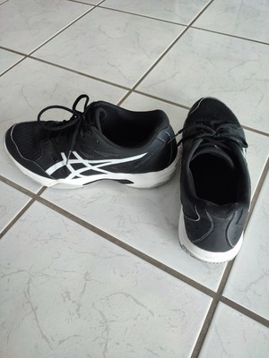 Hallenschuh der Marke asics, Gel Rocket 11 Größe 42