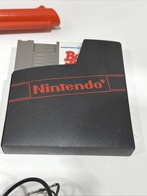 NES Nintendo Zapper Gun, RF Switch, Bases Loaded Game