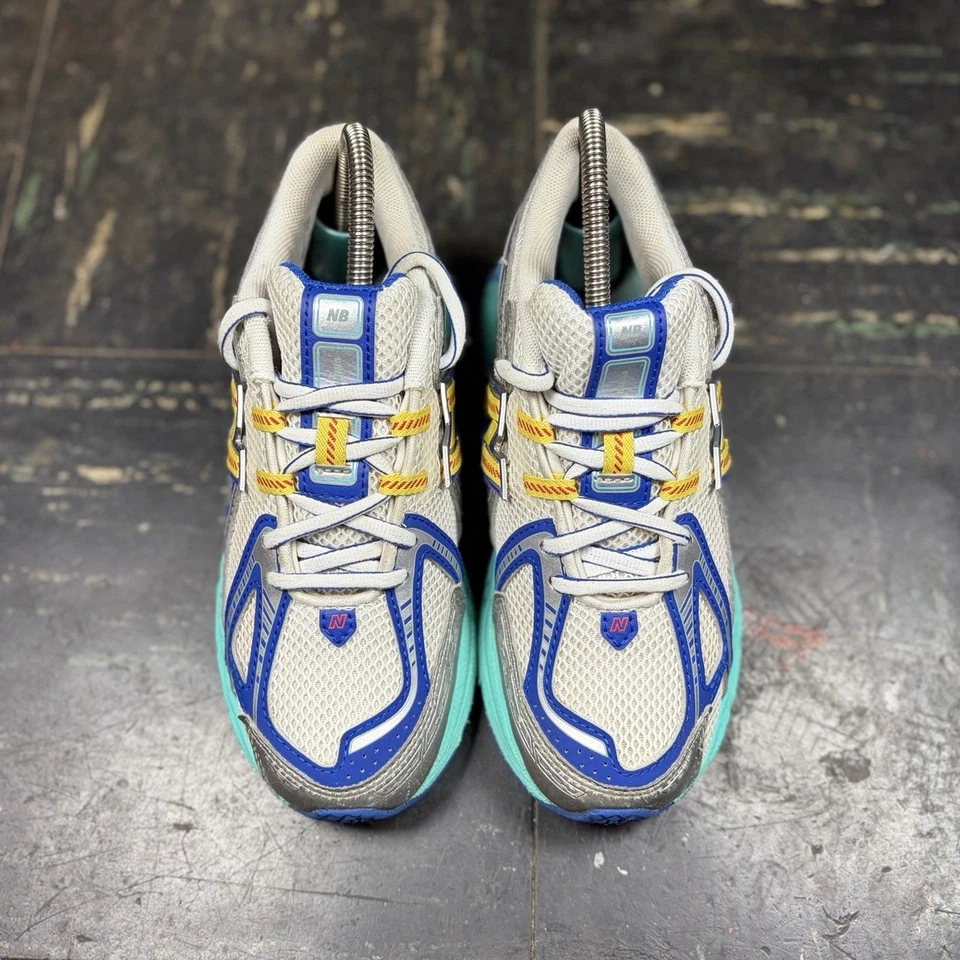 Tênis New Balance 1906 DTLR Moon Sign tamanho 2Y infantil corrida limpo OG (PC1906MS) - Imagem 3 de 4