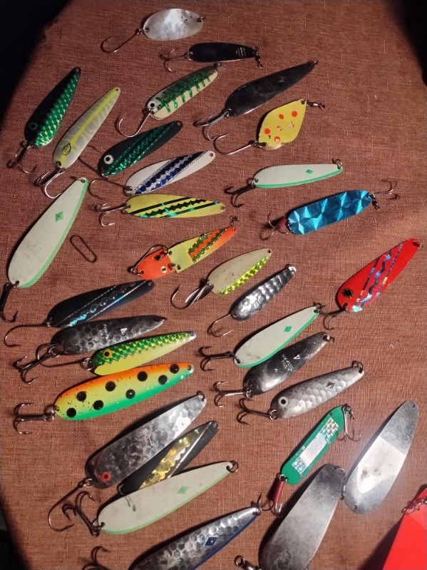 Lot of trolling spoons and accessories salmon / trout  - Image 7