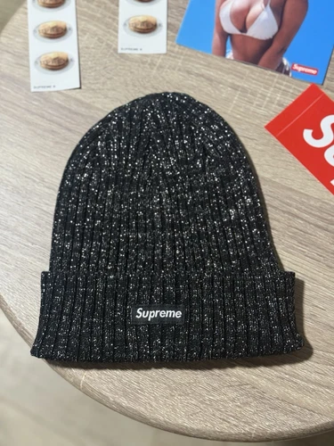 Bonnet Supreme overdyed SS25 noir métallisé