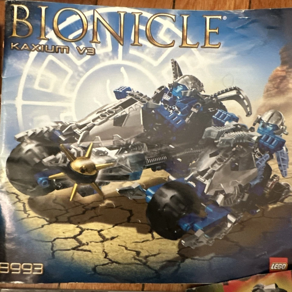 HUGE Bionicle Lego Instruction Manuals - manuals Kaxium Drilldozer Hero Factory - Image 2 of 4