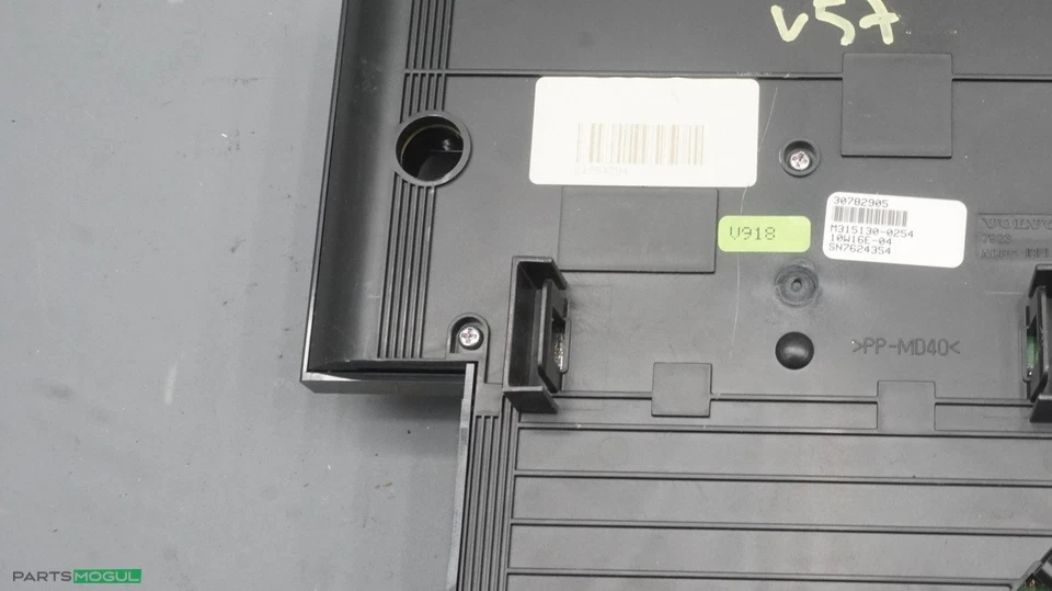 2010 Volvo XC60 Automatic A/C Heater Climate Control Switch Black 30782905 OEM - Image 3 of 4