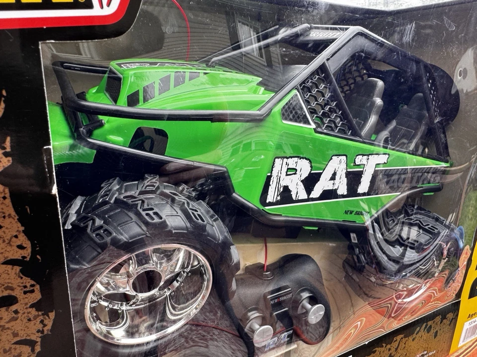 全新 明亮 遥控 全地形车 沙漠鼠 赛车 绿色/黑色 1: 15 无线电控制 全新带盒 — 第 2/4 张图片