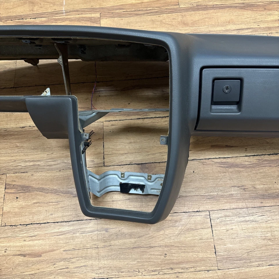 Salpicadero gris Volkswagen Corrado OEM Foto 3 de 4