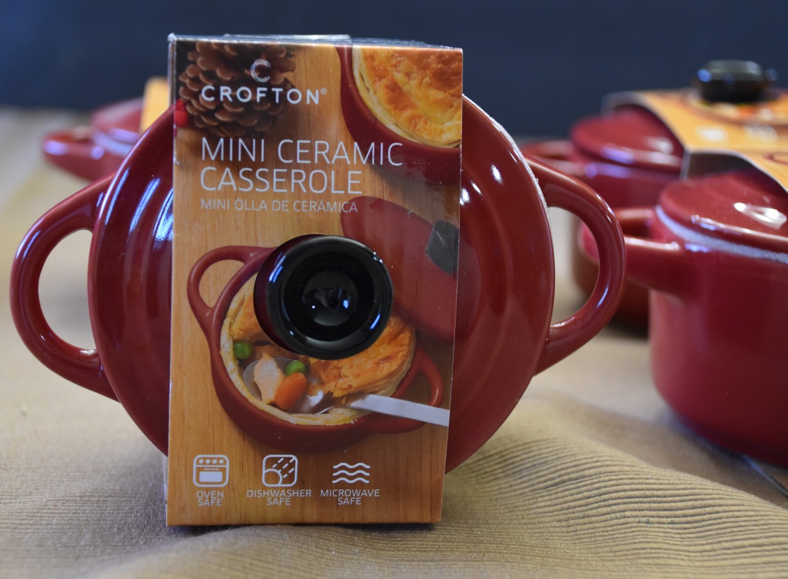 Lot of 4 CROFTON Mini Casserole Ramekins Ceramic Baking Dish 2Piece