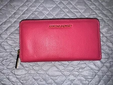 NWOT Cynthia Rowley Zip Around wallet Organizer Leather Pink Zip Pull 7.5x4