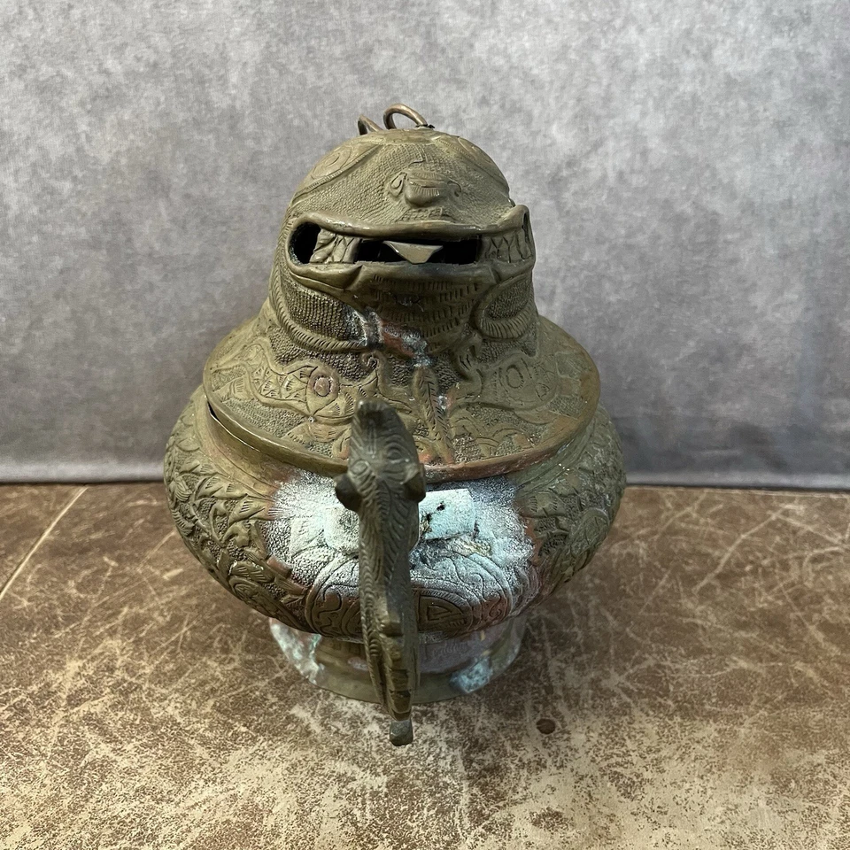 Antigua tetera de Cachemira ornamentada latón cobre dragón hecha a mano Foto 4 de 4