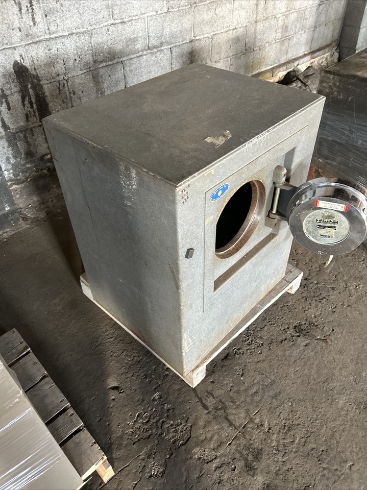 Acme Safe Co. Model 1 Round Door Safe. Antique | eBay