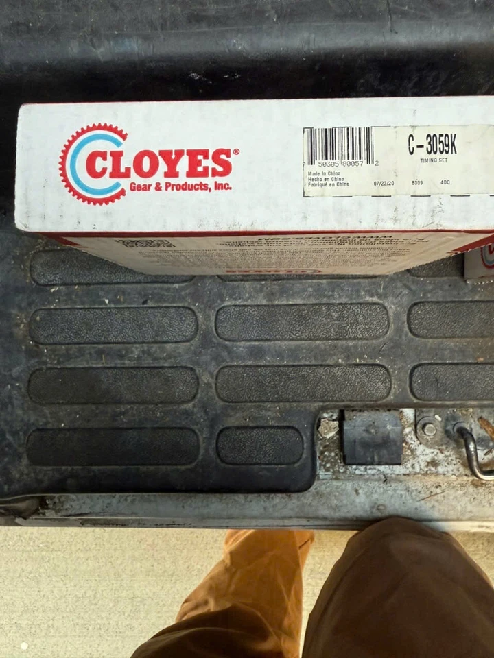 Juego de kits de cadena de distribución C-3059K Cloyes para camioneta Chevy Suburban Express SaVana R30 Foto 3 de 3