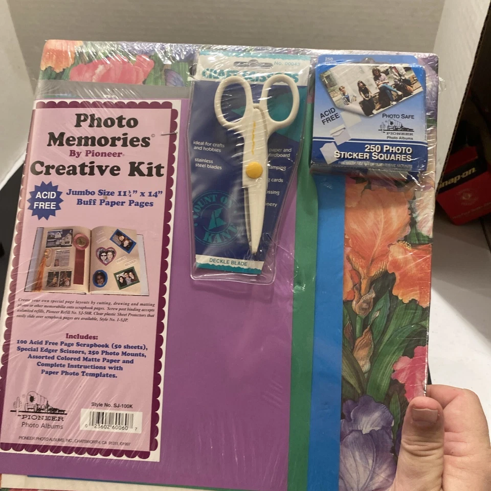 NIP Photo Memories by Pioneer Creative Kit scrapbook photo album w/ accesso KV - Image 4 of 4