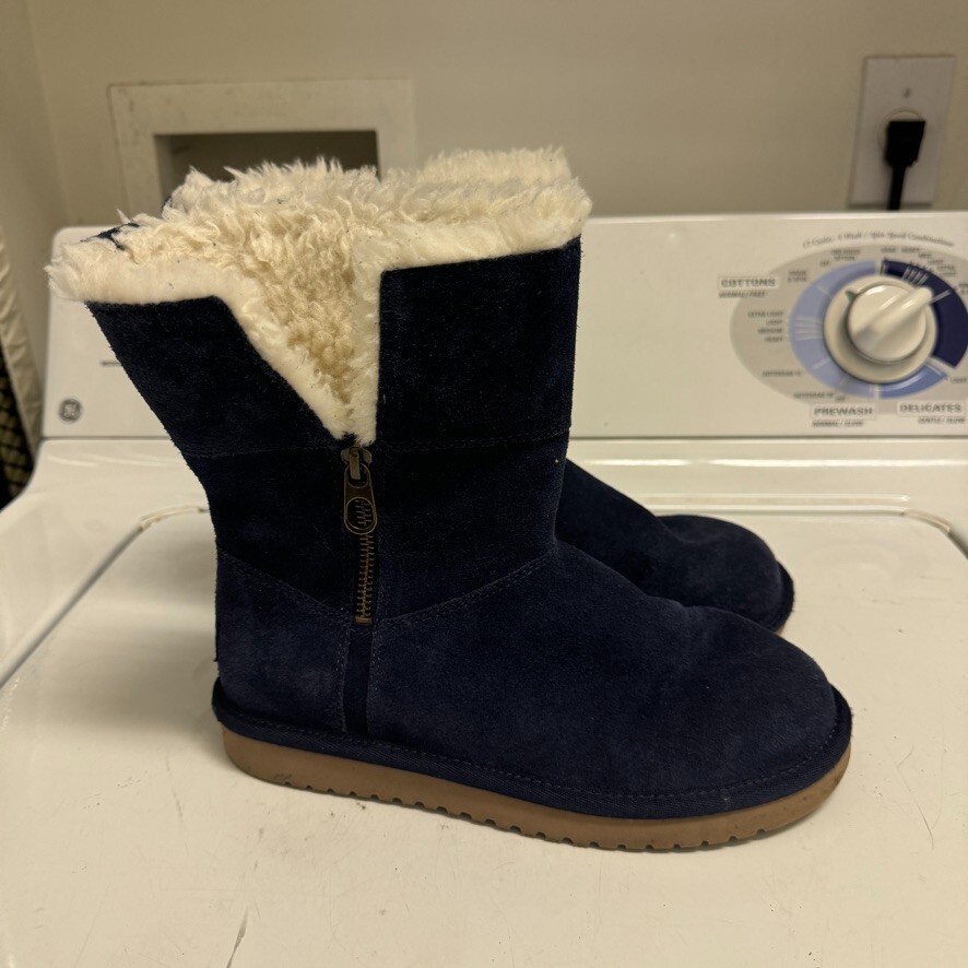 Koolaburra by UGG  Boots Womens 6 M Blue Aribel Short