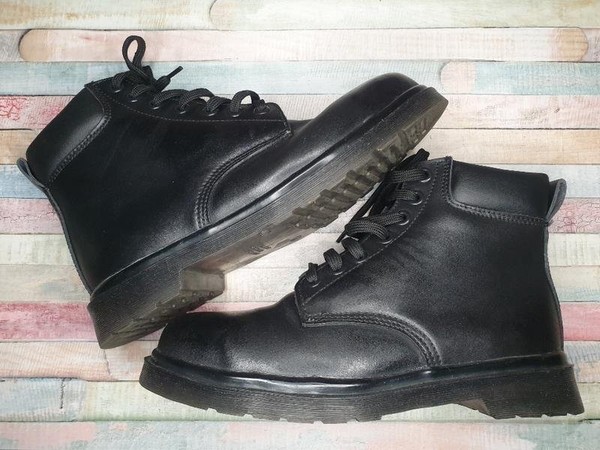 Men Globe Trotters Boots Black 41.5
