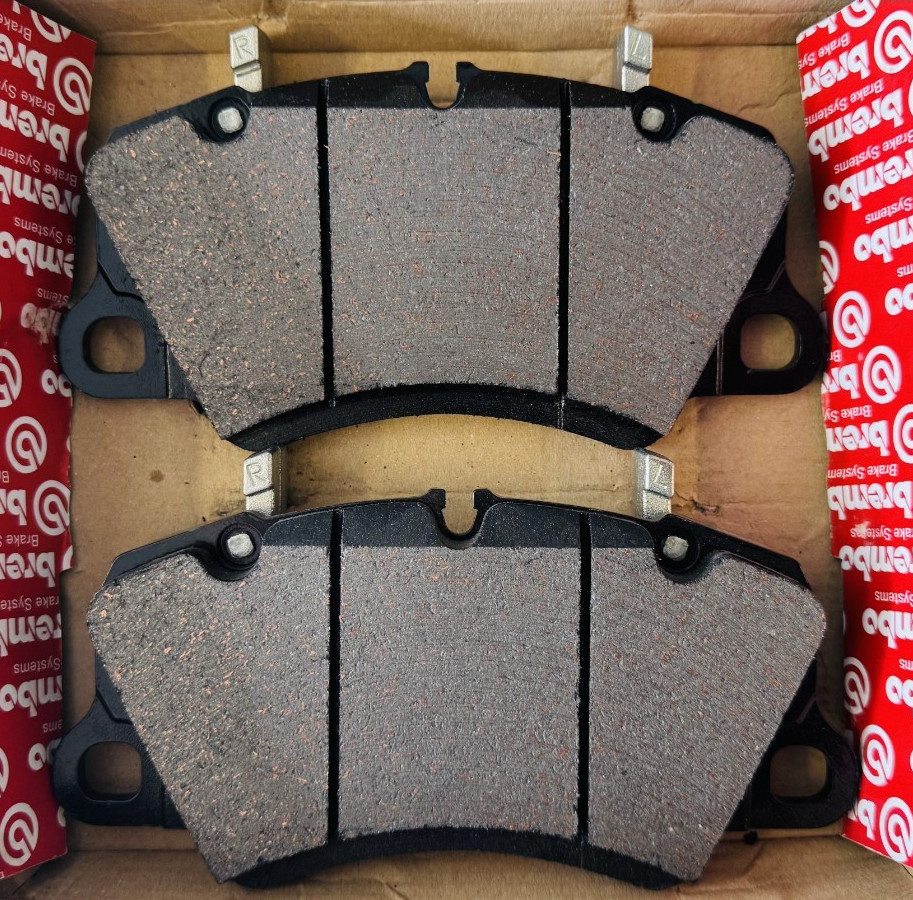Ferrari OEM Brembo 070003826 Front Pad Set w/ Springs 488 F8