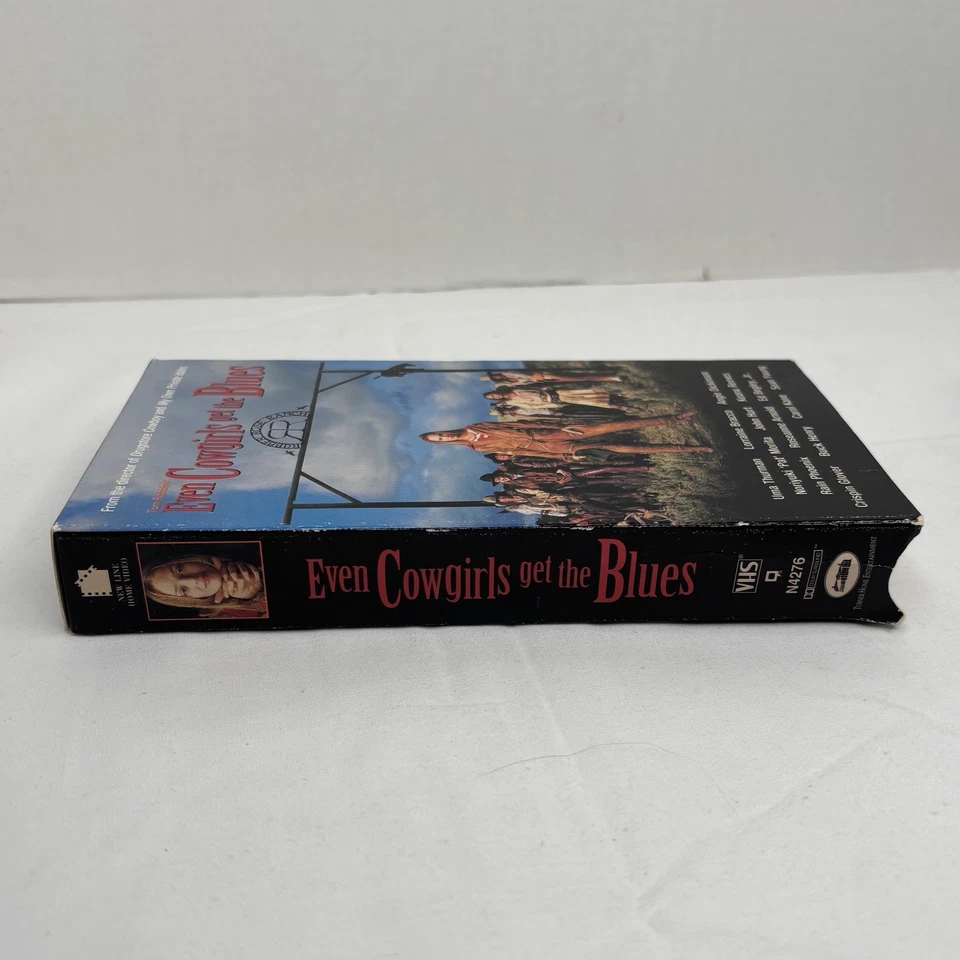 Even Cowgirls Get the Blues (VHS, 1994, Slipcase) Uma Thurman Vintage Video - Imagem 3 de 4