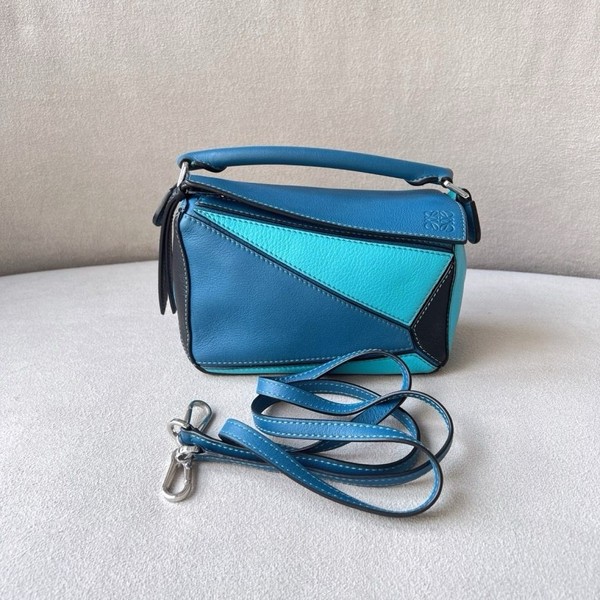 Authentic Loewe Puzzle Mini Bag Leathe 17cm W