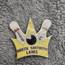 Vintage 200 Club North Shepherd Lane Bowling Award Lapel Hat Pin