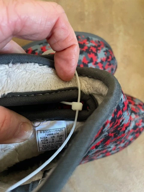 Bogs Outdoor Boots Leopard Washable Kids Sz 9 - Image 4 of 4