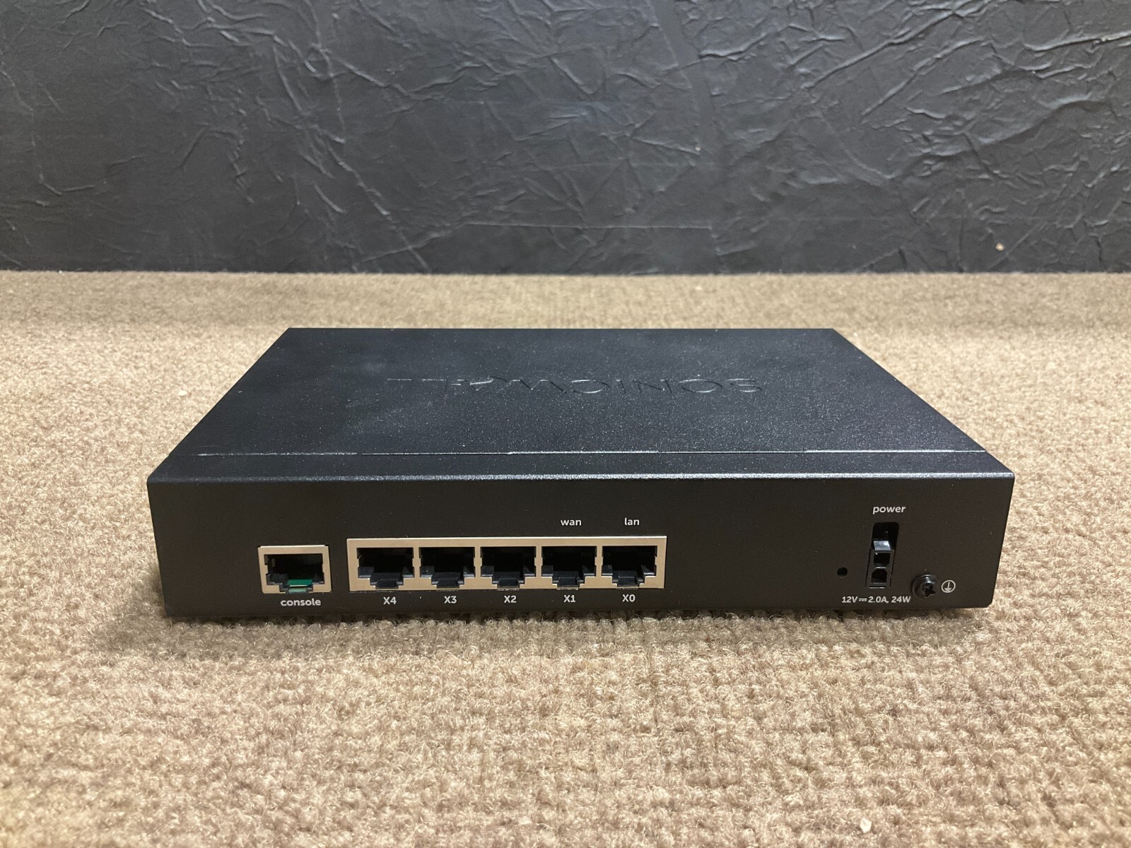 как выглядит New SonicWall TZ 350 Internet Appliance firewall 02-SSC-1847 NEW UNREGISTERED фото