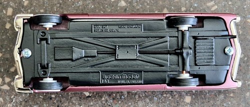 Brooklin Models BRK 207 1960 Cadillac Series Sixty-Two Coupe Siena Rose Metallic - Picture 13 of 15