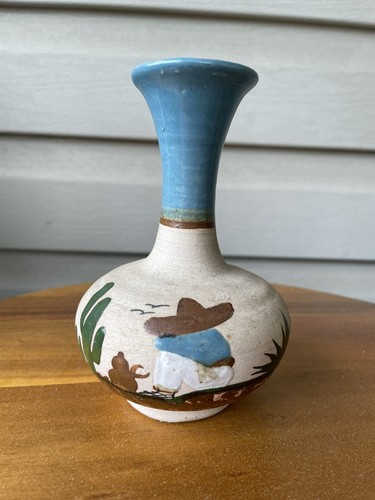 Vintage Sleeping Man Cactus Hand Painted Art Pottery Bud Vase 6"-Marked Mexico