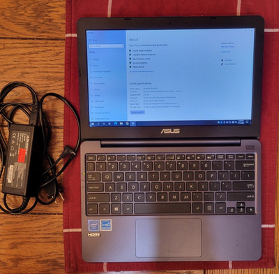 ASUS E203MA 11.6'' LAPTOP INTEL CELERON N4000 4GB RAM 32GB SSD + 64GB SD WIN10