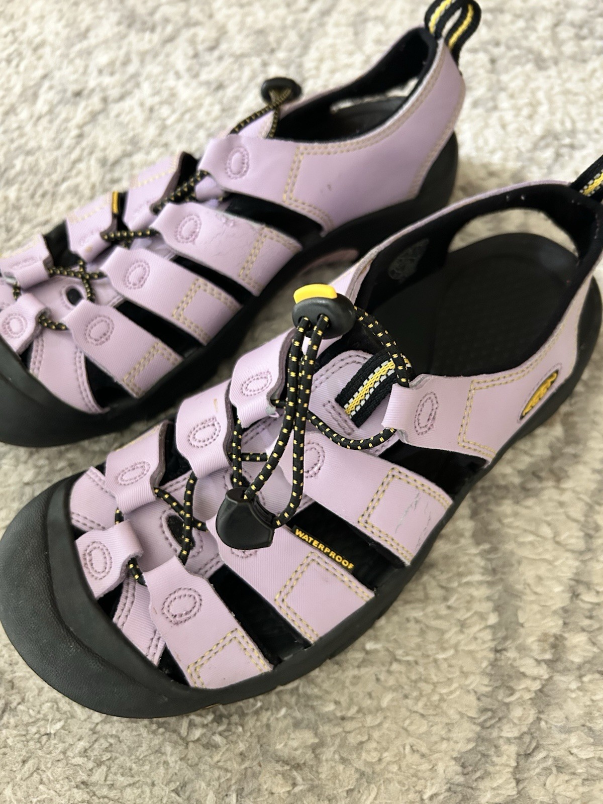 Sandali Keen donna taglia 6 viola chiaro chiusura pizzo scarpe impermeabili outdoor