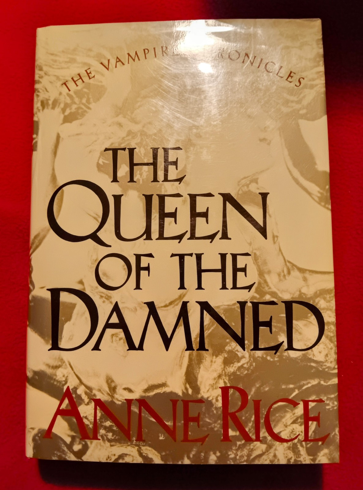 LIKE NEW, 1ST, w/Brodart cover, The Queen Of The Damned by Anne Rice (1988, HC).