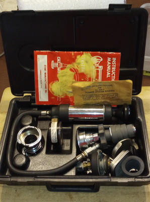 Stant ST255 Cooling System Pressure Tester with Additional Accessories in Case