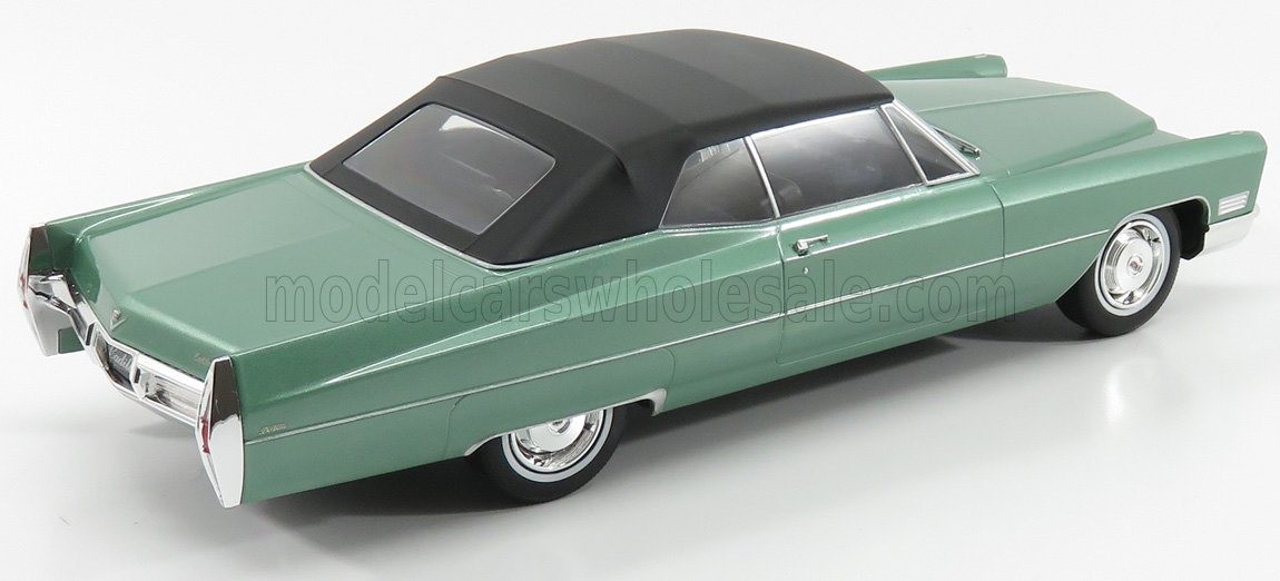 1967 Cadillac DeVille Avec Toit Rigide Rouge/Blanc 1:18 KK-Scale KKDC