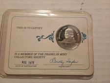 1976 FRANKLIN MINT Collector's Society Member Card & Coin Unsigned.