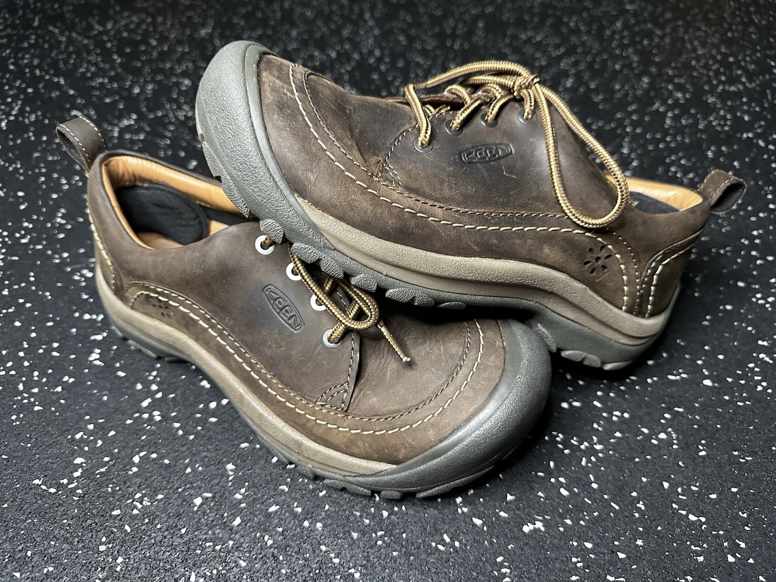 Keen Kaci II Oxford Dark Earth Canteen donna taglia 7 escursionismo all'aperto