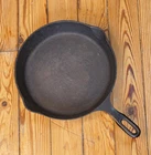 Vintage Griswold Cast Iron Skillet No 8 1033 Heat Ring Fry Pan Cookware Antique