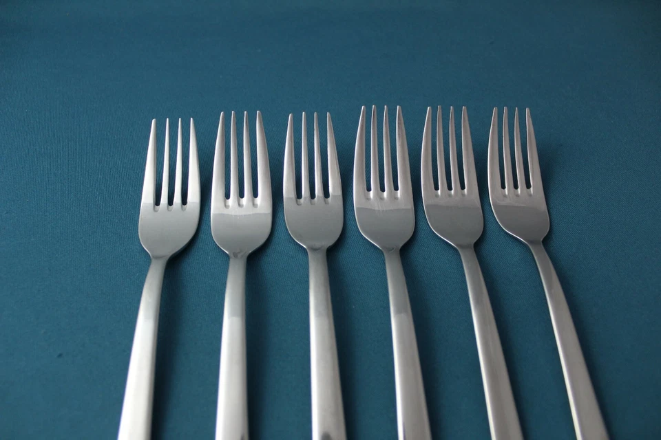 6 tenedores de ensalada JA Henckels PAVILLION 18/10 acero inoxidable 6 7/8" Foto 4 de 4