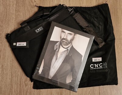 ALFA ROMEO CNC Costume National limitierte Kuriertasche & hochwertiges Modebuch