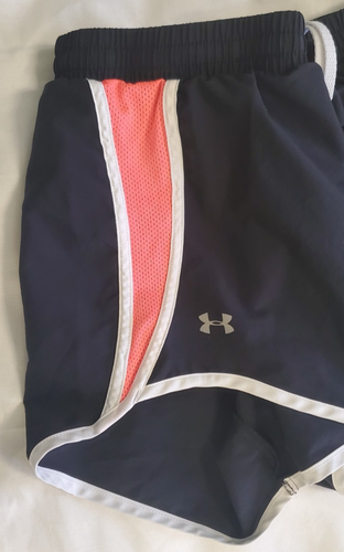 Under Armour sz S Loose Dry-Fit Shorts Heatgear athletic lined women's Black - Picture 2 of 5