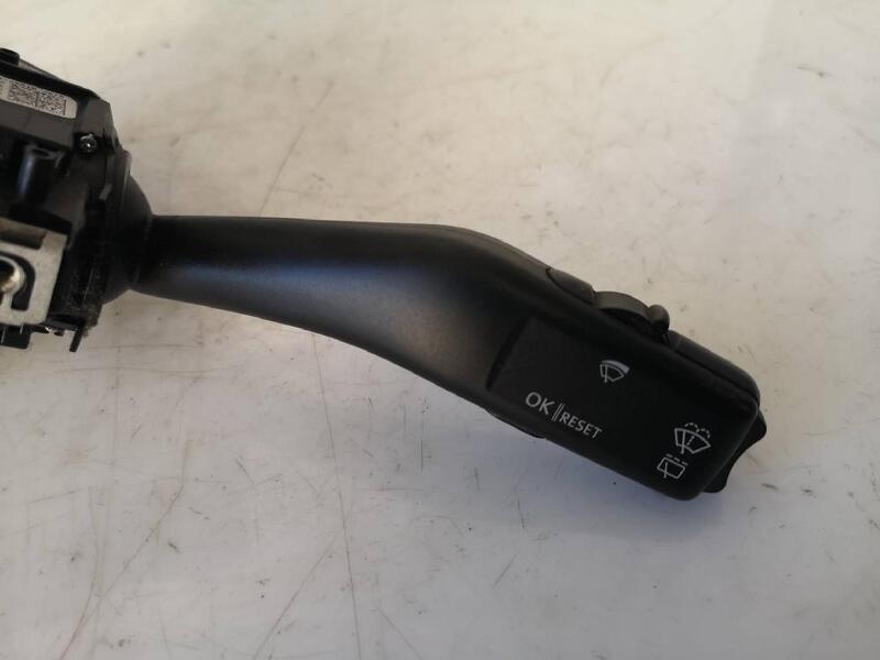 A 1K0953503 245671 multifunction board for SEAT LEON (1P1