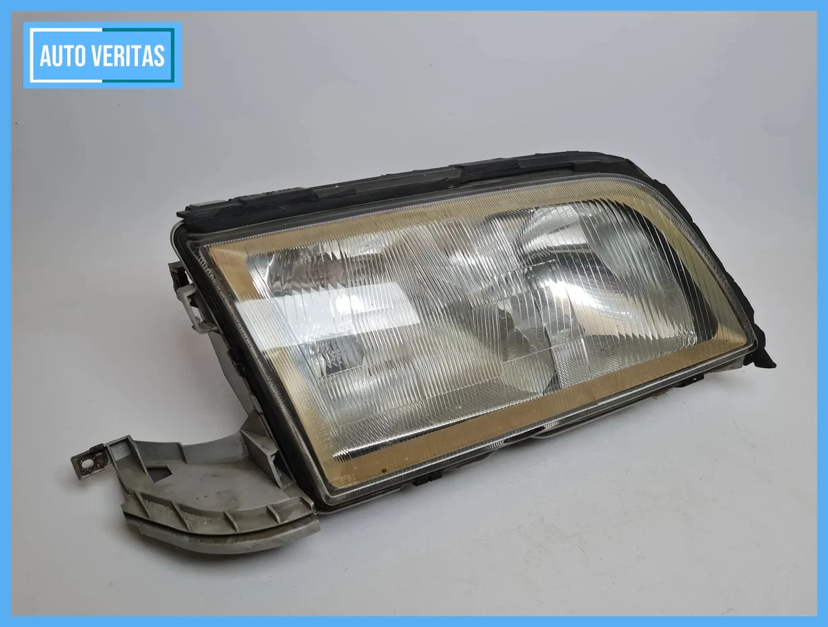 Optique Avant Droit Mercedes-Benz Classe C (W202), Référence A2028200261, Occasion