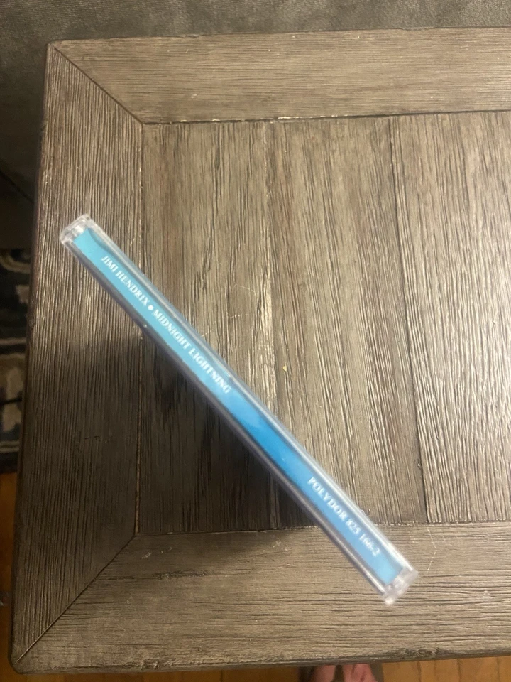 CD MADNESS-CLEAN,MUSIC JUNKIE,HOARDER DIED-JIMI HENDRIX-THE ESSENTIAL HENDRIX CD - Image 4 of 4