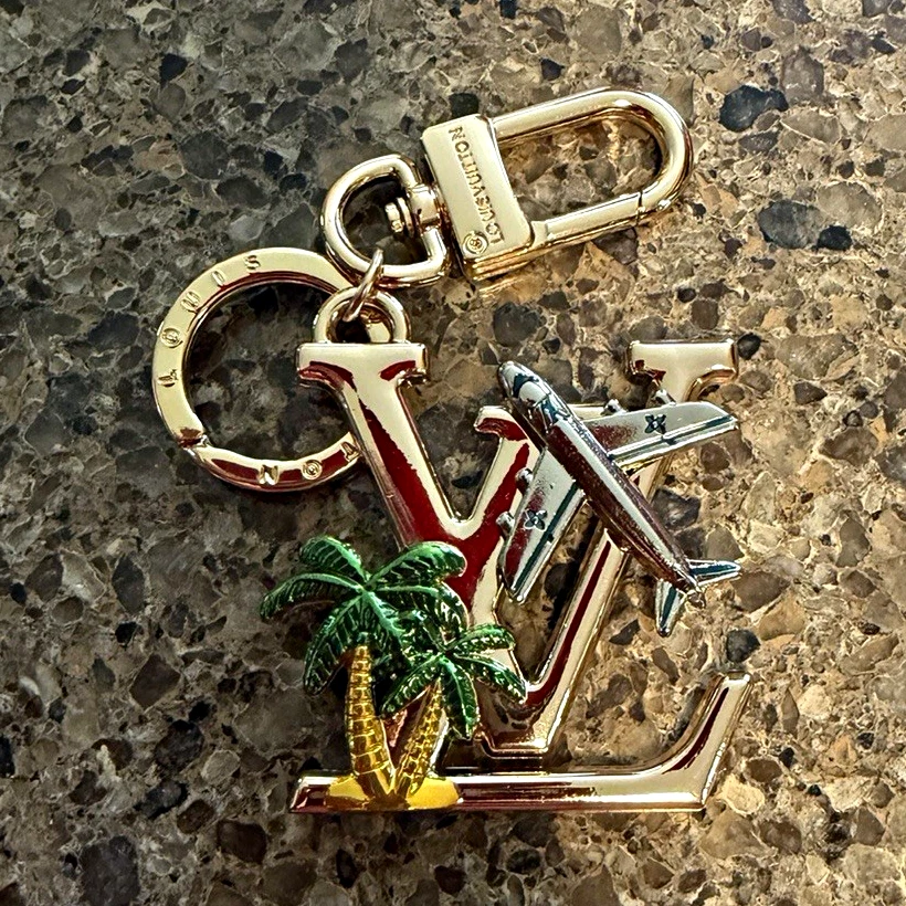25+ Louis Vuitton Women's Key Chains, Rings and Finders for sale