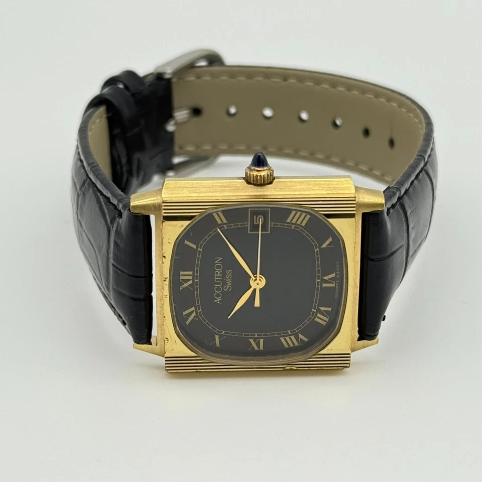 Vintage 1982 Men's ACCUTRON Bulova Swiss Quartz Gold Tone Watch, 30mm, Leather - Image 3 of 4